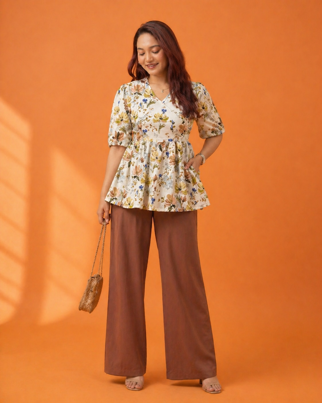 Floral Printed Crisscross Tie Front tops -Cream