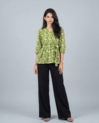 Floral Printed Crisscross Tie Front Tops -Olive